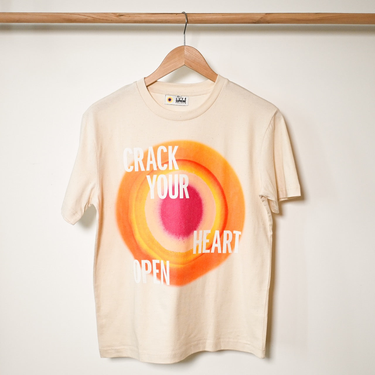 T-shirt - Crack Your Heart Open